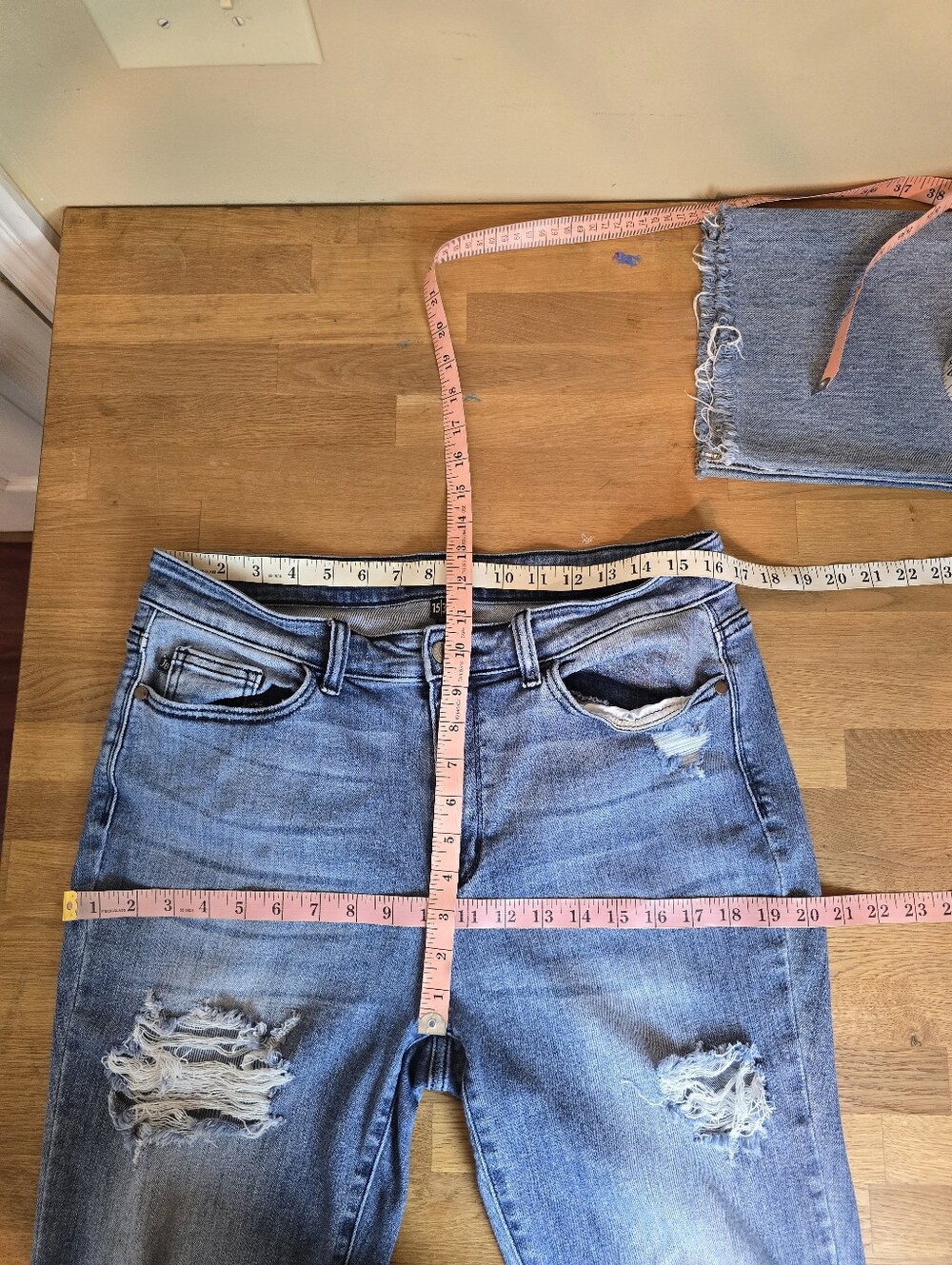 Judy Blue Destroyed Straight Fit Jeans JB82425 15/32 - Picture 11 of 12